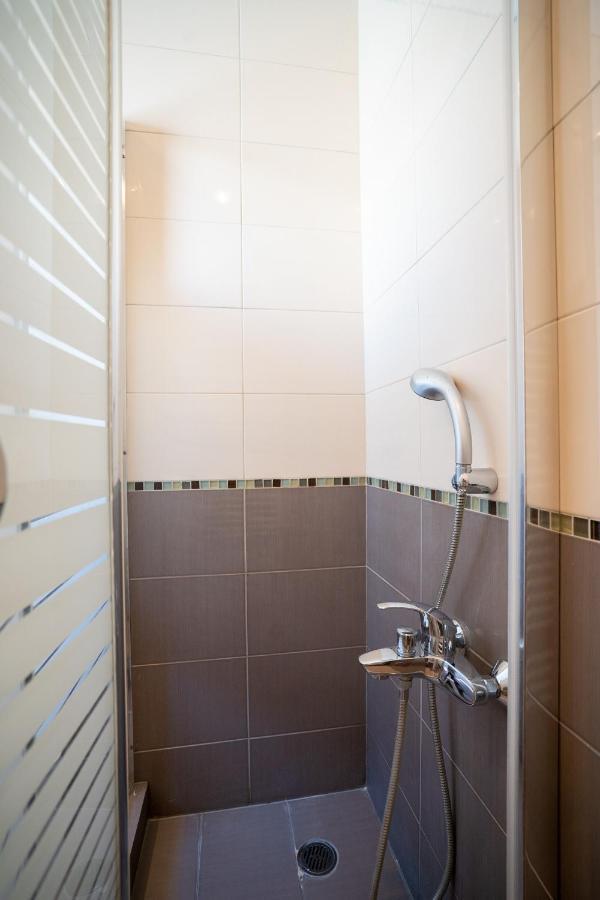 Koukaki Apartment 3 Bedrooms 6 Pers. Atenas Exterior foto